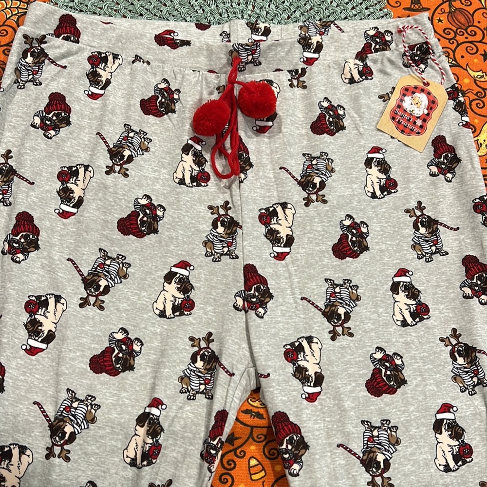 NWT Santa Treasures Grey Pug Dog Pajama Bottoms. Size Large. So soft.